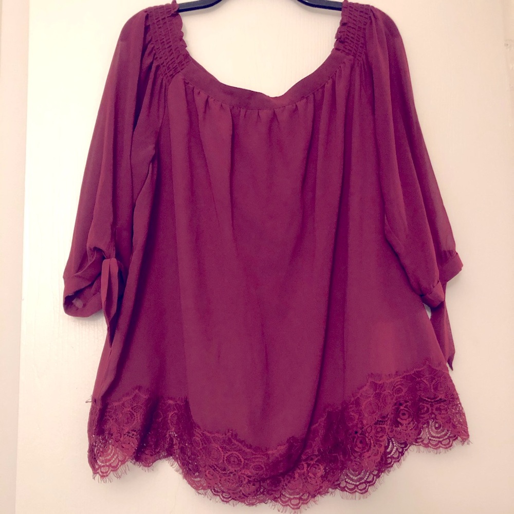 MAURICES RED LACE TOP GREAT FOR HOLIDAYS